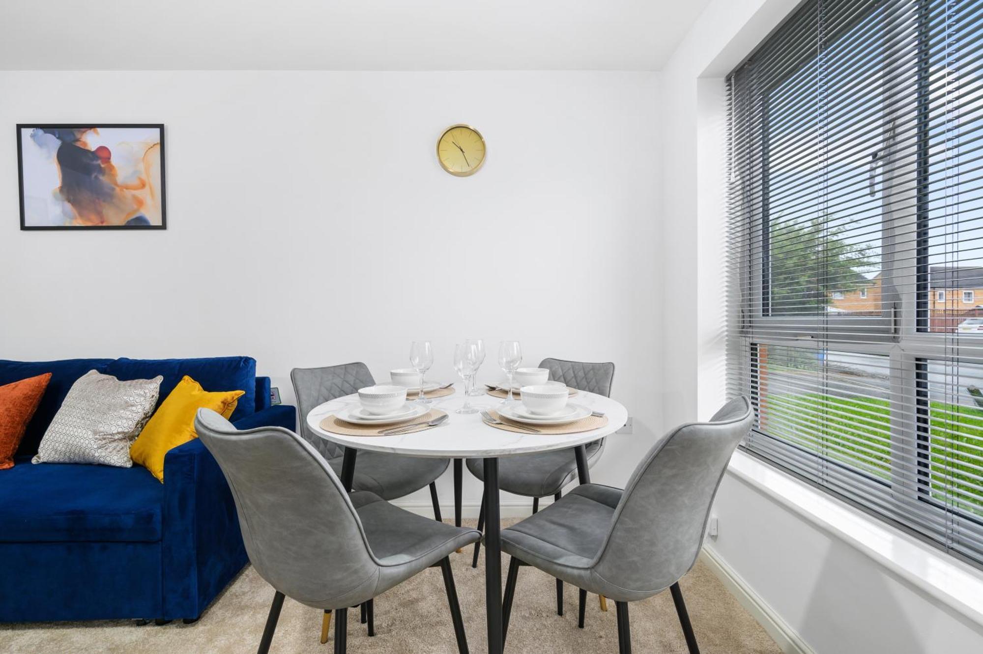 Comfy Stay 6Mins To Coop Live Arena, Etihad Stadium & City Centre With Wifi & Free Private Parking Manchester Exterior photo